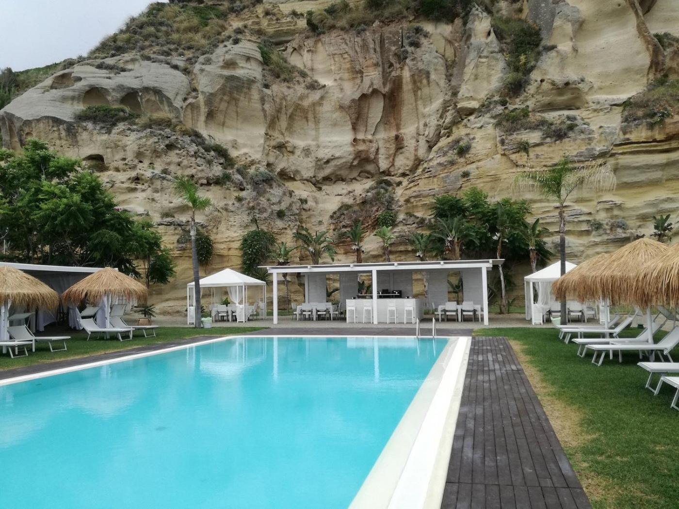 Borgo Di Riaci Beach Resort Santa Domenica  Eksteriør bilde