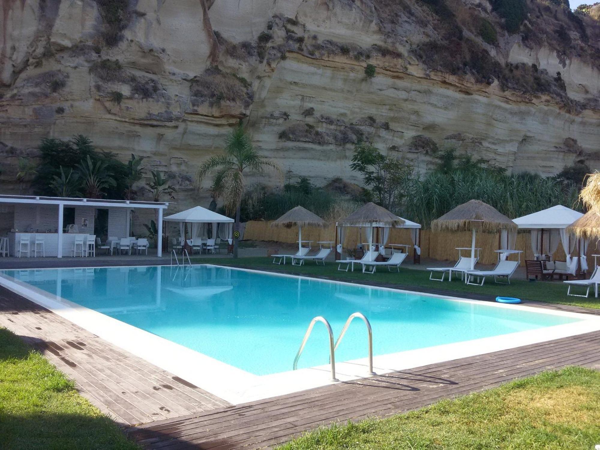 Borgo Di Riaci Beach Resort Santa Domenica  Eksteriør bilde