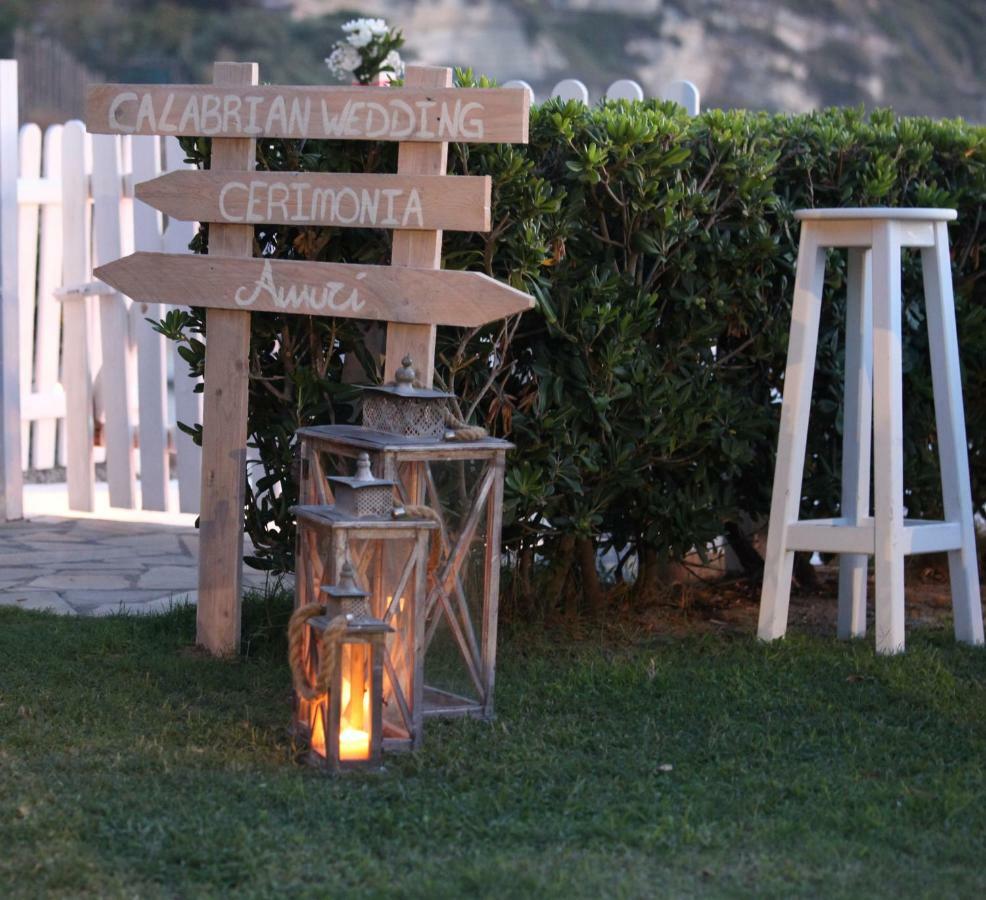 Borgo Di Riaci Beach Resort Santa Domenica  Eksteriør bilde
